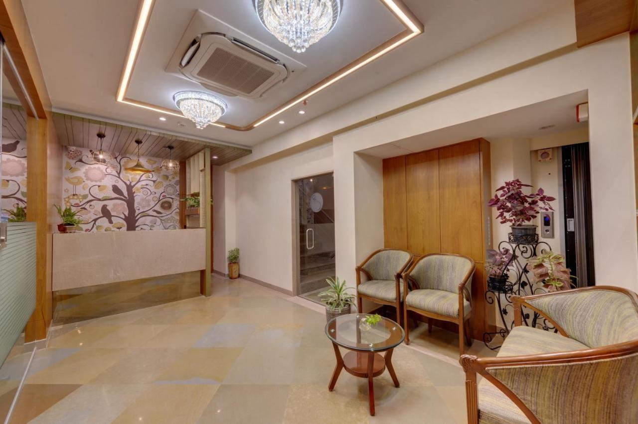 The Beacon Hotel Vadodara Exterior photo